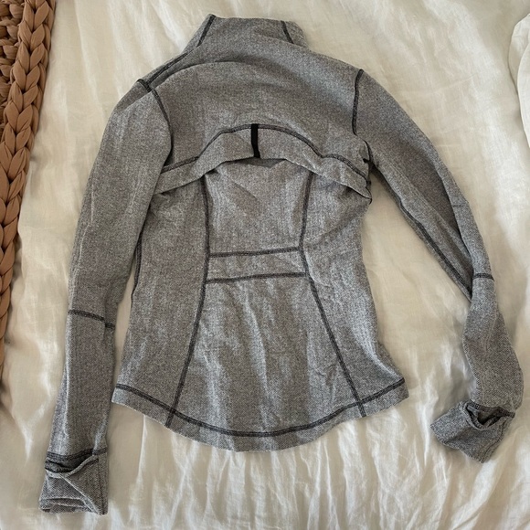 Lululemon Define Jacket - Picture 2 of 5